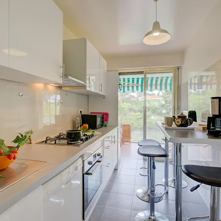 公寓 L'Ermitage - Apartment With Terrace - Happy Rentals 昂蒂布