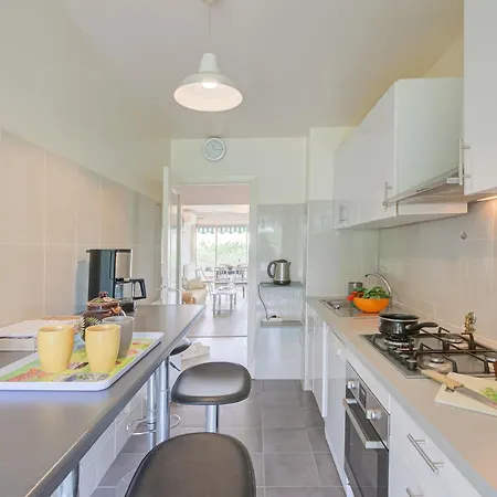 L'Ermitage - Apartment With Terrace - Happy Rentals