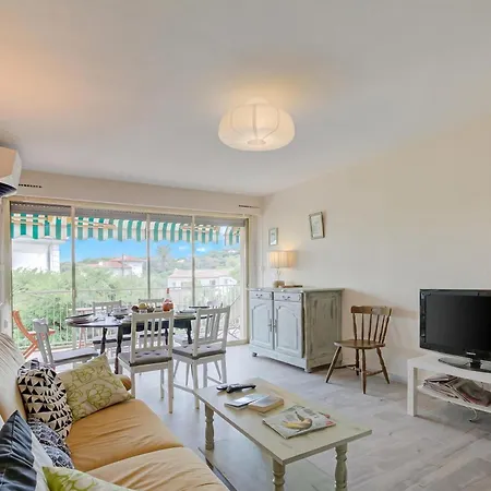 公寓 L'Ermitage - Apartment With Terrace - Happy Rentals 昂蒂布